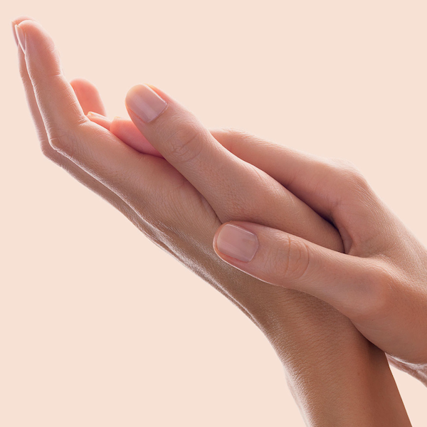 Home Remedies for Dry Hands: How to make hands look younger