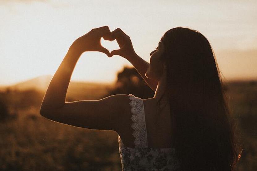 The Connect of Self-acceptance & Self Love | Katie Beecher