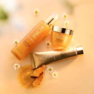 Beauty products with turmeric